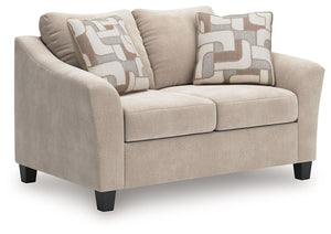 Willarae - Loveseat Beige