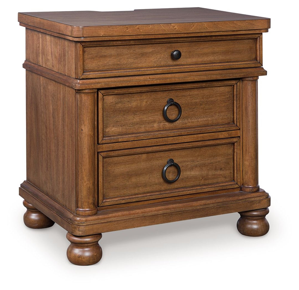 Rowlenstown - Three Drawer Night Stand White