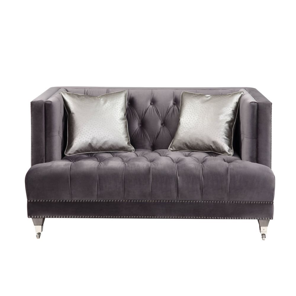 Hegio - Loveseat - Gray Velvet