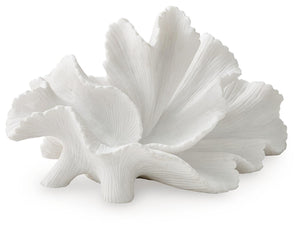 Waynemont - Sculpture - White