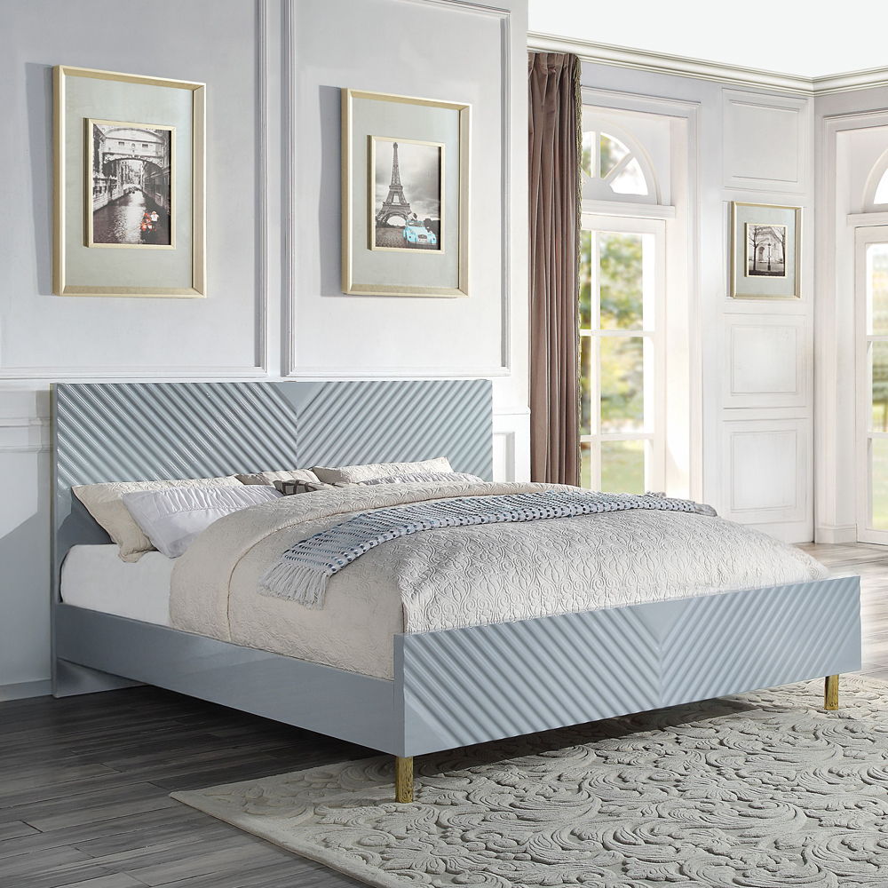 Gaines - Bed White King