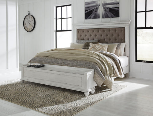 Kanwyn - Upholstered Panel Bed White Queen Storage Bench