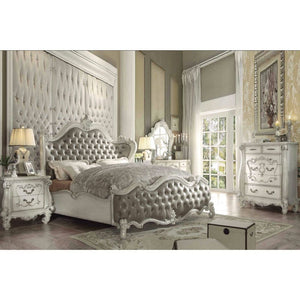 Versailles - Best in Class - Bed