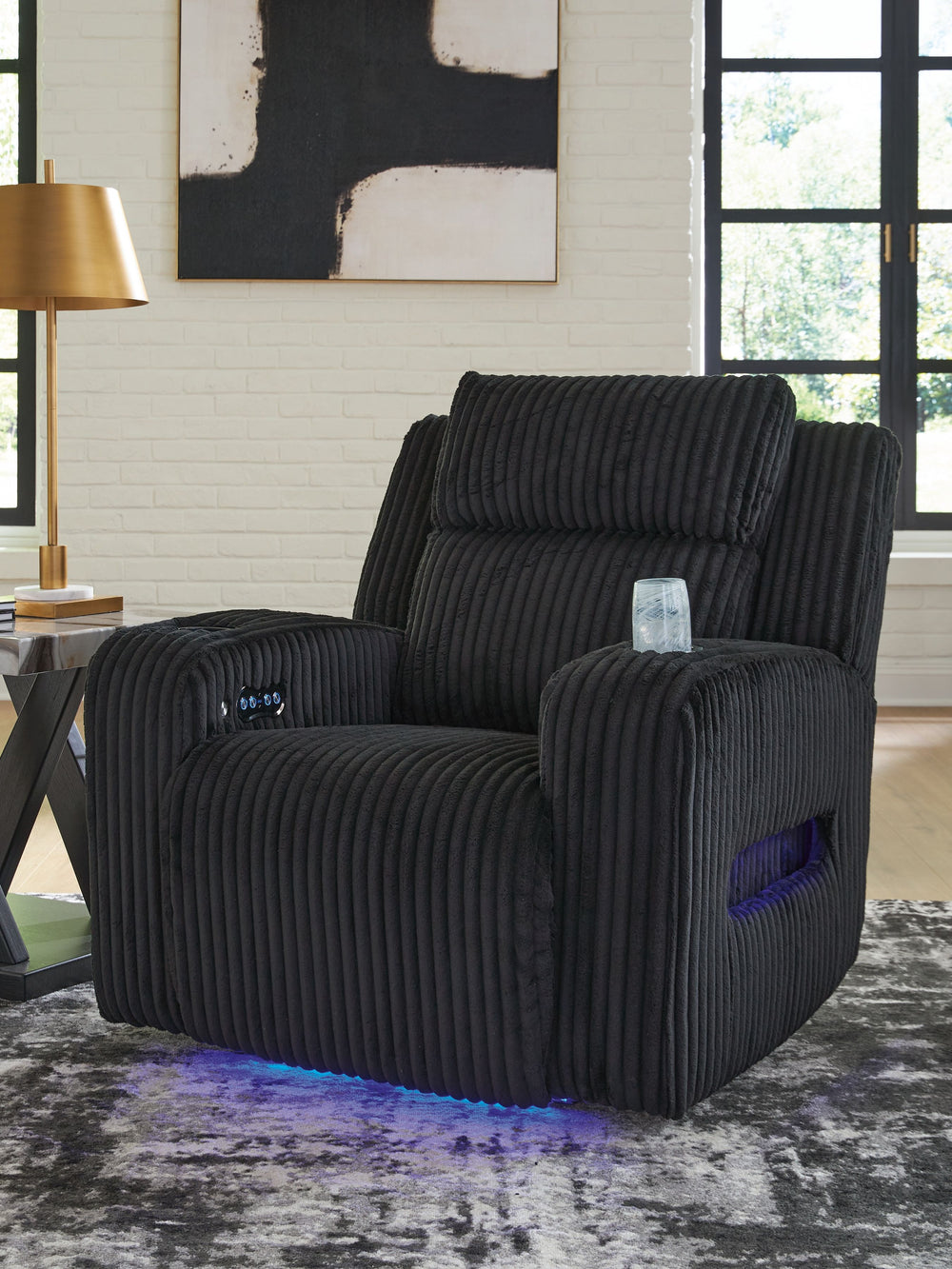 Forest Lake - Recliner With Adj Headrest Black