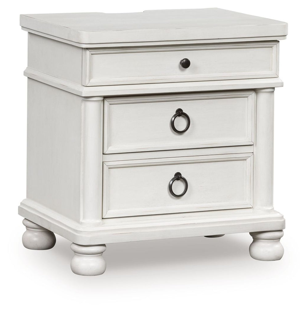 Rowlenstown - Three Drawer Night Stand White