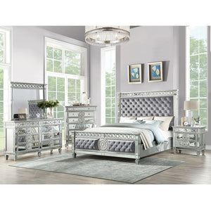 Varian - Glam - Bed