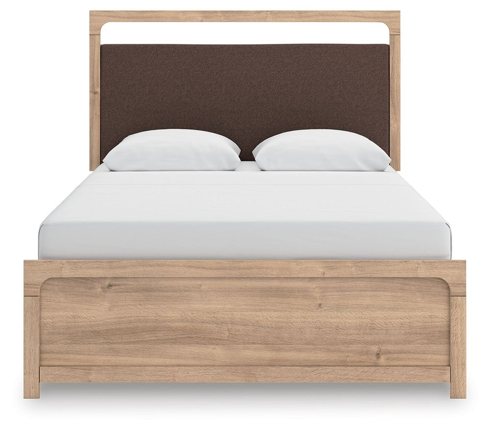 Kinlanni - Queen Upholstered Panel Bed - Tan