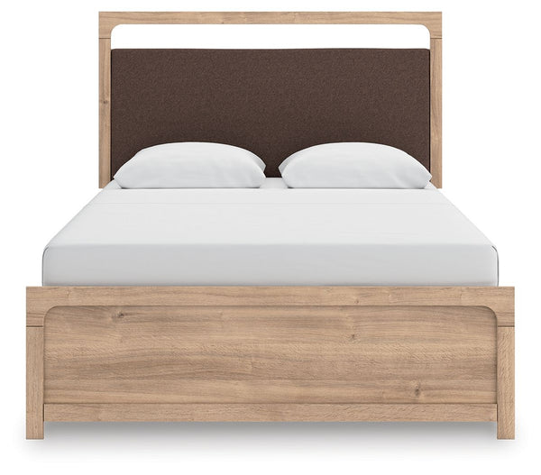 Kinlanni - Queen Upholstered Panel Bed - Tan