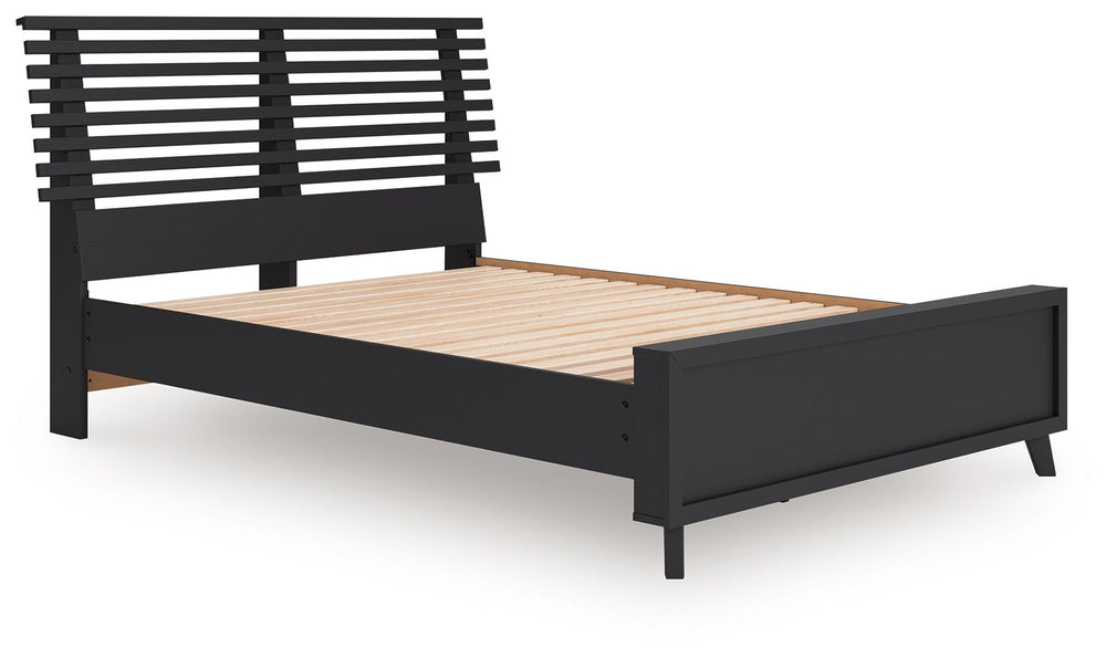 Danziar - Slat Panel Bed Black