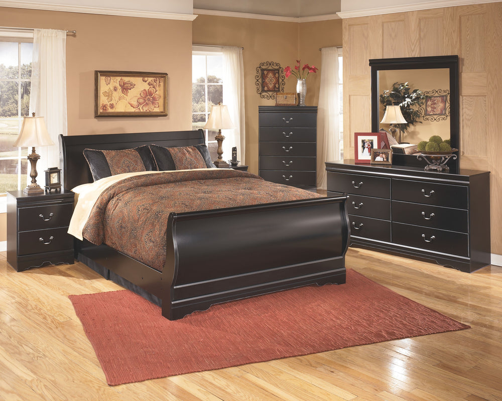 Huey Vineyard - Bedroom Set Black Queen