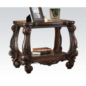 Versailles - Vintage End Table Cherry Oak