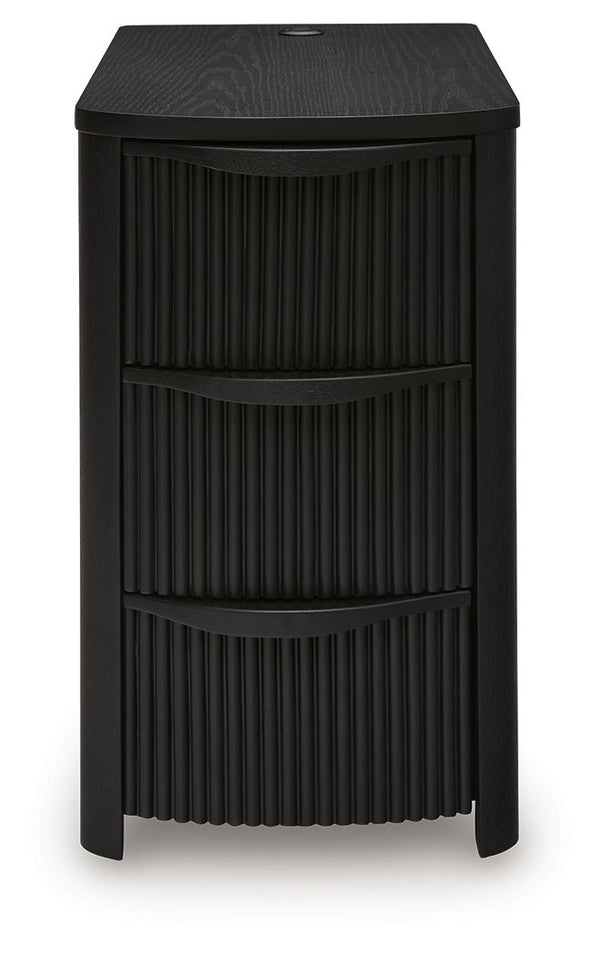 Camdill - Chair Side End Table