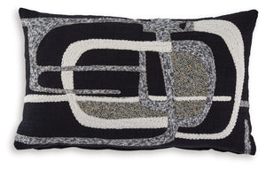 Gavrileigh - Pillow Black 4 Pieces