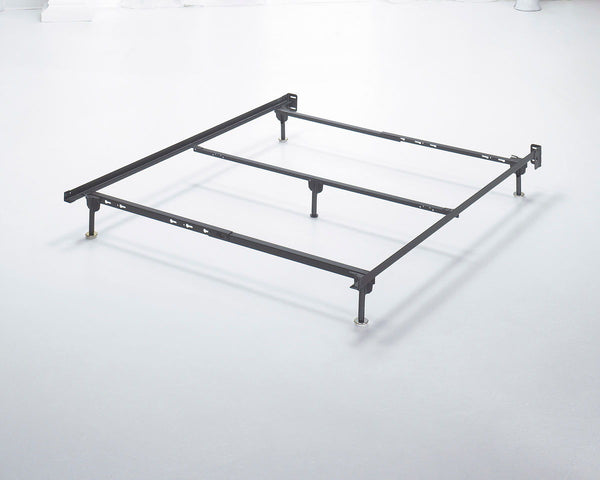 Derekson - Headboard With Bed Frame