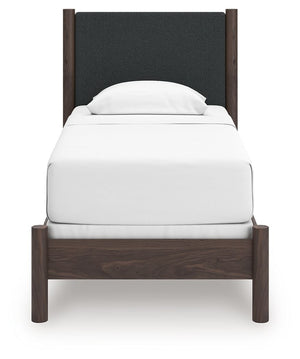 Pamytta - Upholstered Panel Bed