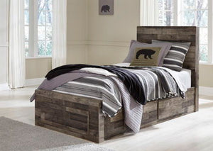 Derekson - Panel Bed