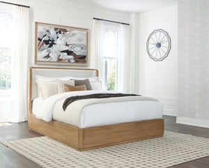 Pamaria - Upholstered Bed