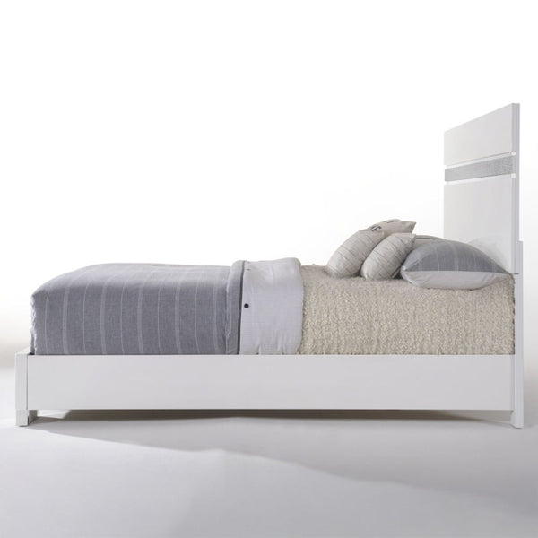 Naima II - Bed