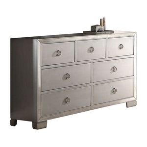 Voeville II - Dresser - Platinum